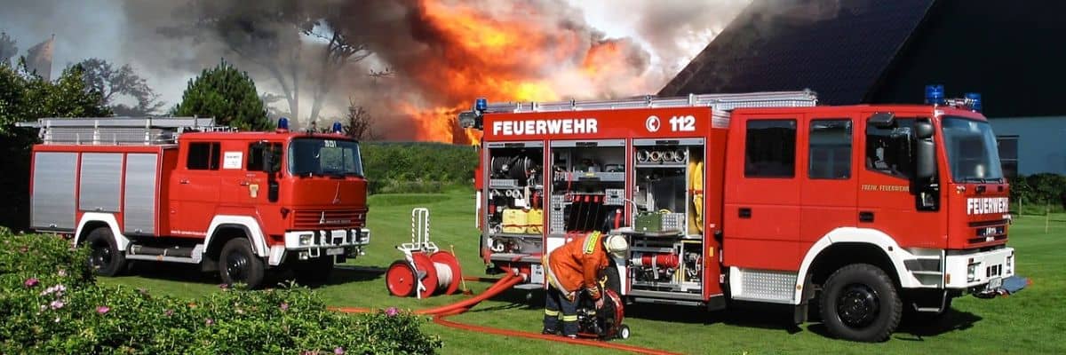 feuerfeste unterlage  Brandschutz in der Büroküche